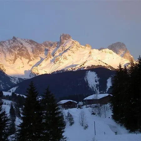 Laerchenalm * 상트마틴암테넨게비르게